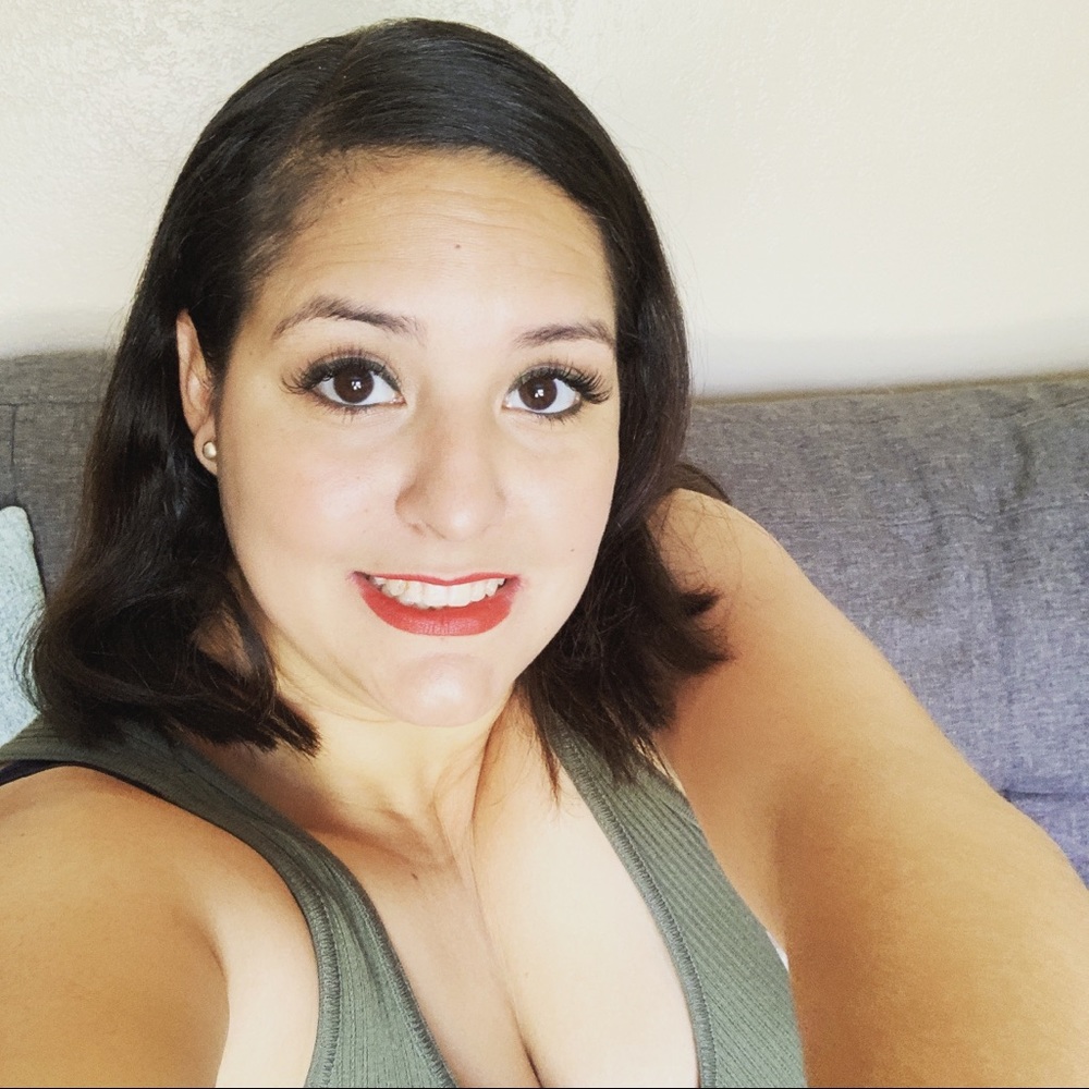 Meet your Posher, Nicole
